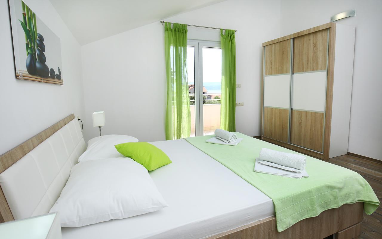 Apartments Nemira Exclusive Omiš Exteriör bild